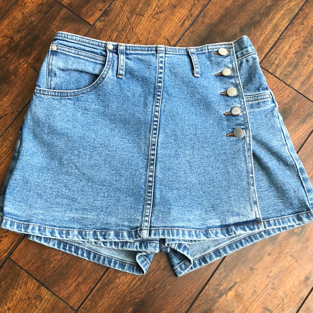 Vintage 90s Silvertab Shorts Skort Levi’s Denim